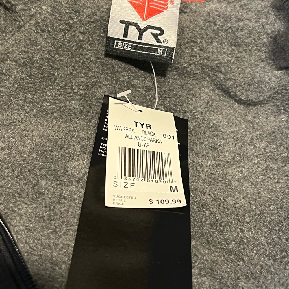 TYR Swim Parka